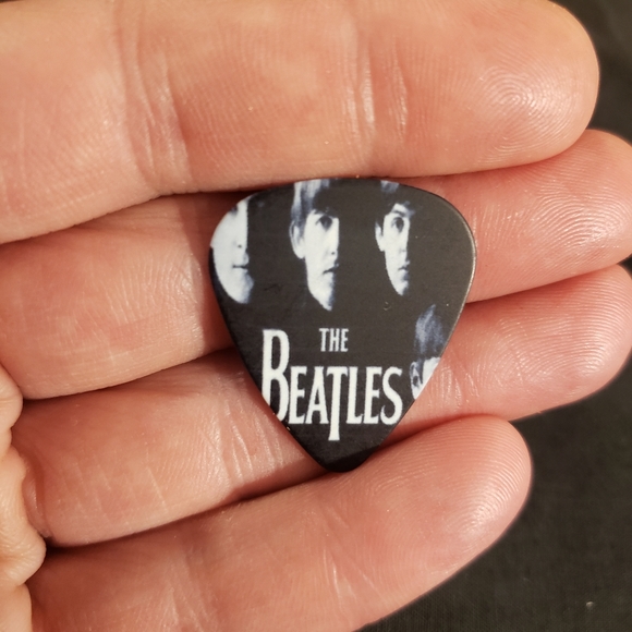 Beatles Guitar Picks - Picture 4 of 7